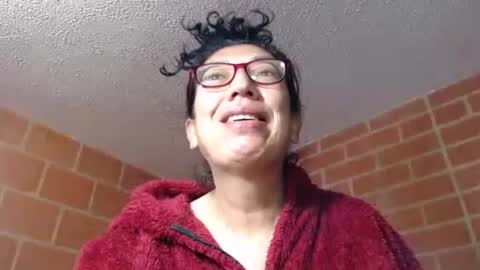 Snapshot of evatuya chatting on 05.25.26 eva55 online show from 05.25.26