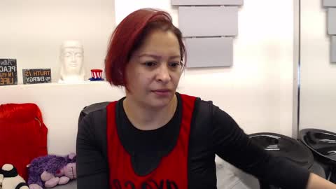 Snapshot of evatwiss chatting on 05.27.26 Eva Twiss online show from 05.27.26