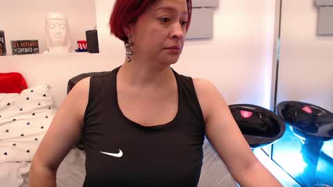 Snapshot of evatwiss chatting on 05.29.26 Eva Twiss online show from 05.29.26
