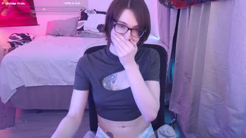 Vivi online show from 02.23.25