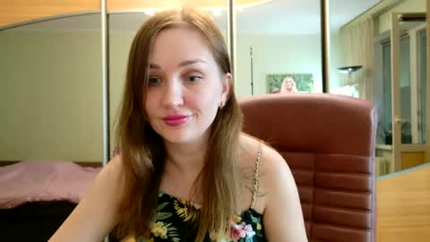 Snapshot of evaxangelova chatting on 07.08.26 EvaXAngelova online show from 07.08.26