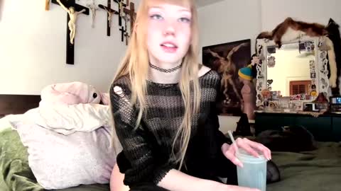 Goddess Eve online show from 12.23.25