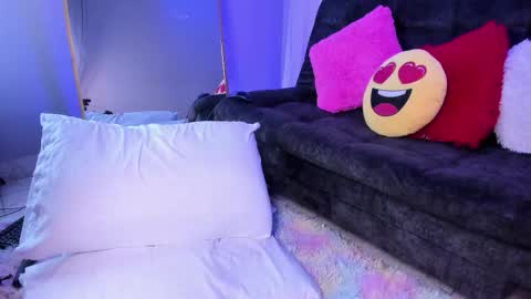 Eva Queen online show from 02.12.26