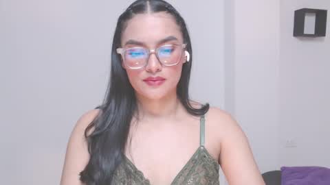 Snapshot of eve_rox18 chatting on 04.27.26 Eve Rox18 online show from 04.27.26