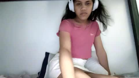 Snapshot of eveee228 chatting on 10.11.25 eveee228 online show from 10.11.25