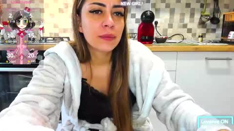 Snapshot of eveeevian chatting on 10.02.25 eveeevian online show from 10.02.25