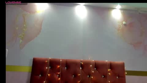 Evelin online show from 01.18.25