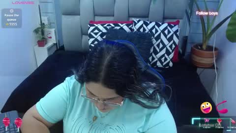 Snapshot of evelin_zaens chatting on 05.01.26 evelin zaens online show from 05.01.26