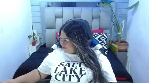 Snapshot of evelin_zaens chatting on 05.11.26 evelin zaens online show from 05.11.26