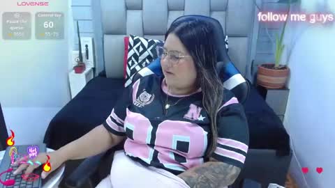 Snapshot of evelin_zaens chatting on 06.05.26 evelin zaens online show from 06.05.26