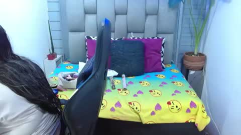 Snapshot of evelin_zaens chatting on 07.15.26 evelin zaens online show from 07.15.26