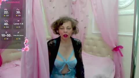 Evelina Love online show from 10.19.25