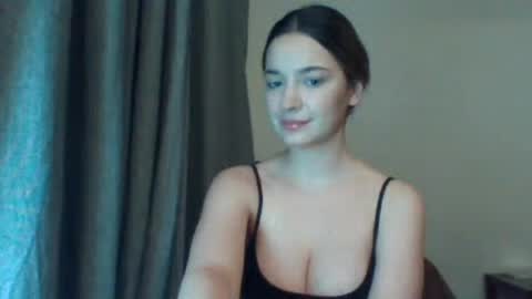 Snapshot of evelinemagnetic chatting on 04.19.26 EvelinaMagnetic online show from 04.19.26