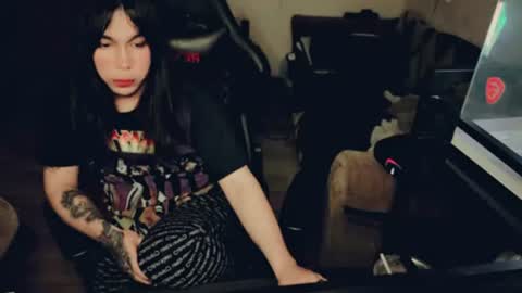 Snapshot of evelyn420521 chatting on 07.16.26 evelyn420521 online show from 07.16.26