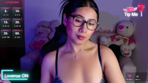 Evelyn online show from 11.28.25