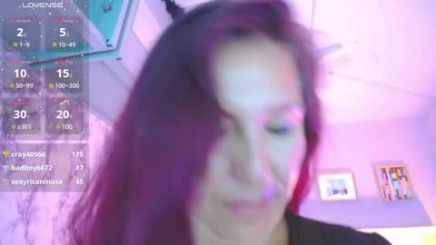 Juliana online show from 01.04.25