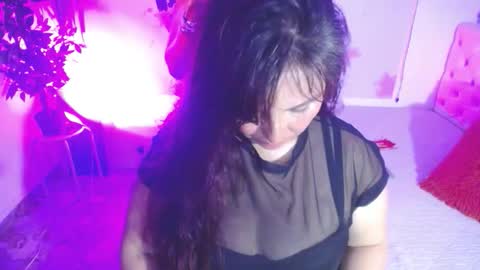 Juliana online show from 10.16.25