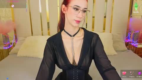 evelyn rush1 online show from 10.16.25