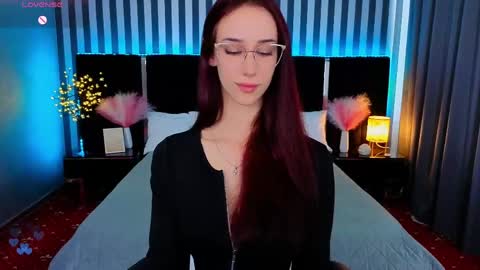Snapshot of evelyn_rush1 chatting on 05.01.26 evelyn rush1 online show from 05.01.26