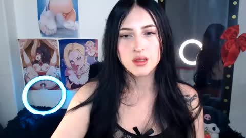 Snapshot of evelyn_sheeran chatting on 07.13.26 Julieta online show from 07.13.26