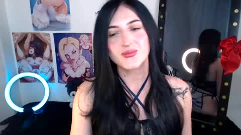 Snapshot of evelyn_sheeran chatting on 07.25.26 Julieta online show from 07.25.26
