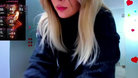 evelyne_rose online show from 12.28.24