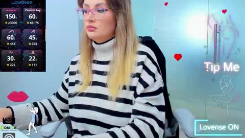 evelyne_rose online show from 10.08.25