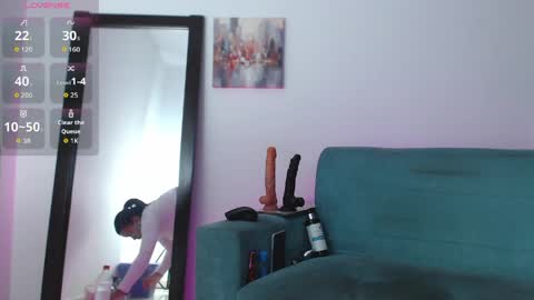 Evelyn martinez  online show from 04.07.26