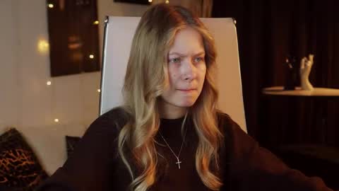 Snapshot of evemundie chatting on 05.14.26 Eve online show from 05.14.26