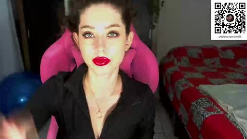 Snapshot of eveonly chatting on 01.02.25 eveonly online show from 01.02.25