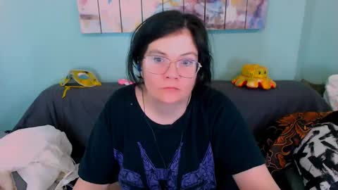 Everly online show from 04.19.26