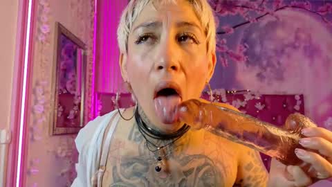 everlyn_sexx online show from 03.25.26