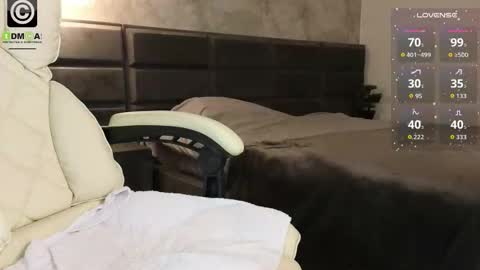 Snapshot of everoses chatting on 10.30.25 Eve Rose online show from 10.30.25