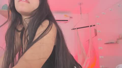 Snapshot of everyh chatting on 12.12.24 Sophia online show from 12.12.24