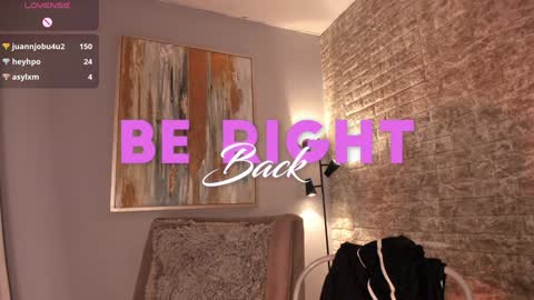 Snapshot of everyh chatting on 01.29.25 Sophia online show from 01.29.25