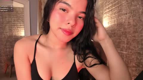 Snapshot of everyh chatting on 02.11.25 Sophia online show from 02.11.25