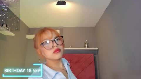 Snapshot of everyh chatting on 09.15.25 Sophia online show from 09.15.25