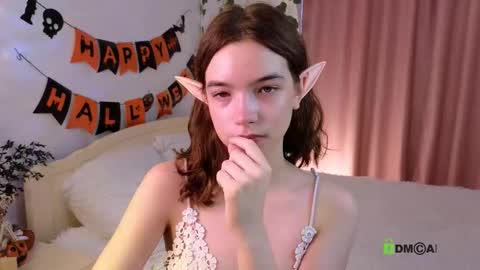 evi_brook online show from 10.29.25