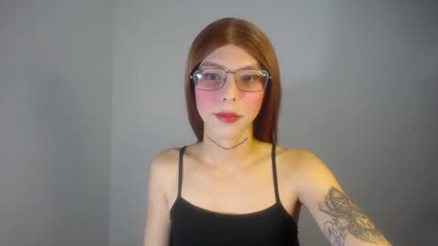 Snapshot of evi_kitty chatting on 12.02.24 Evi online show from 12.02.24