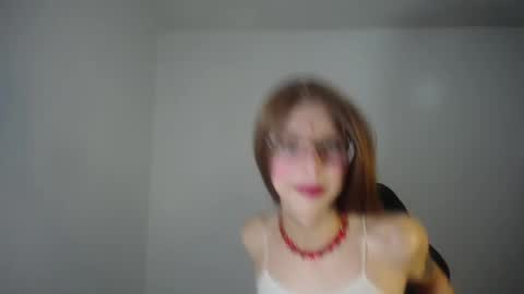 Snapshot of evi_kitty chatting on 01.28.25 Evi online show from 01.28.25