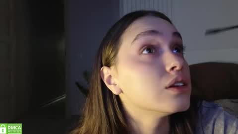 evi_woow online show from 10.17.25