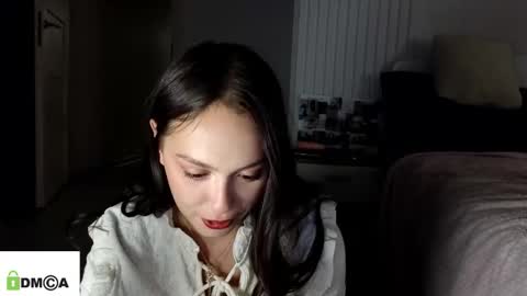 evi_woow online show from 02.05.26