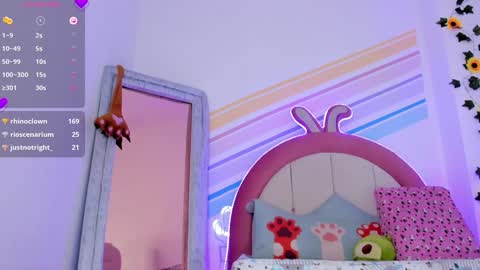 My name is Evie  nice to meet you  really get to know me better private is open  online show from 12.28.24