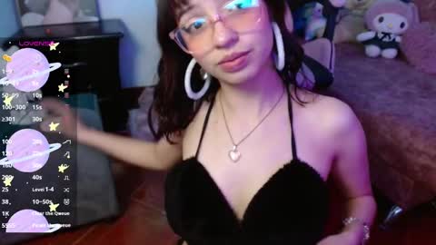 Evie Cloud online show from 10.06.25