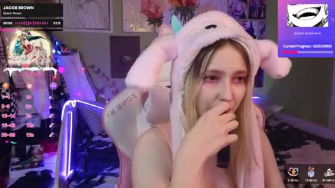 Evie online show from 12.29.24