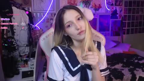 Evie online show from 03.12.25