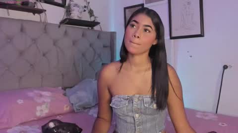 Ivi Alejandra  online show from 09.26.25