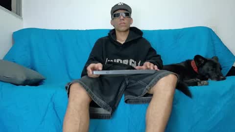 Snapshot of evil_boss1 chatting on 06.22.26 evil_boss1 online show from 06.22.26