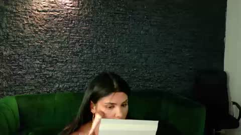 Snapshot of evvamonroe chatting on 06.30.26 Evva online show from 06.30.26