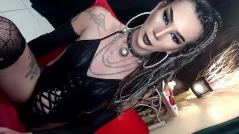 Snapshot of evy_hot_xx90 chatting on 02.13.25 goddess evy-DONT FORGET TO GIVE ME A THUMBS UP AND FOLLOW online show from 02.13.25